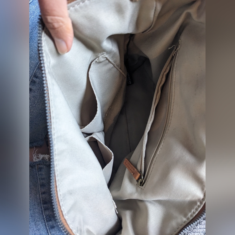 American Leather Crossbody Handbag - Picture 7 of 8